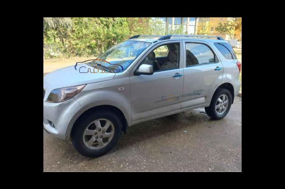 Grand Terios Daihatsu Madinaty Silver Car For Sale