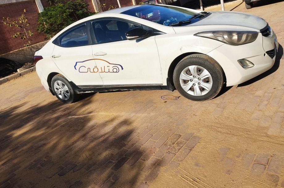 Elantra Hyundai Sheikh Zayed City Beige Car For Sale