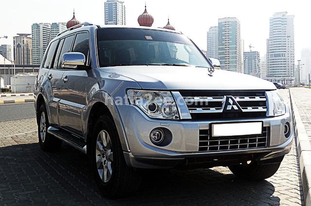 Mitsubishi pajero dubai