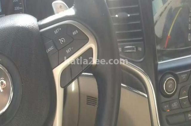 Grand Cherokee Jeep 2016 Giza Black 2192658 Car For Hatla2ee Grand Cherokee Jeep Black