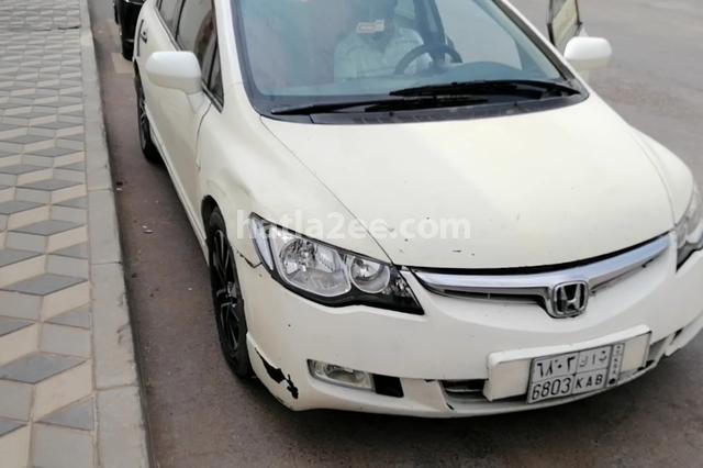 Civic Honda Riyadh White 3511772 Car For Sale Hatla2ee