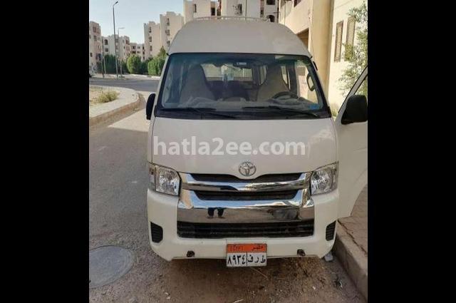 toyota hiace 2005 price