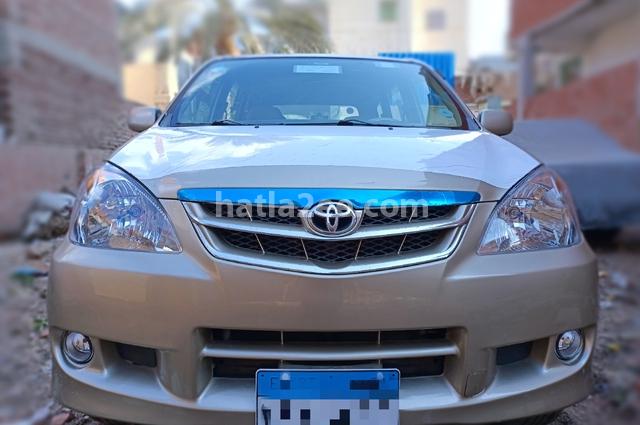 افانزا تويوتا هاتشباك المنصورة ذهبي 3701526 سيارات مستعملة للبيع هتلاقى