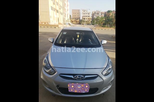 Accent RB Hyundai 2015 Al Shorouk Silver 4106577 - Car for sale : Hatla2ee