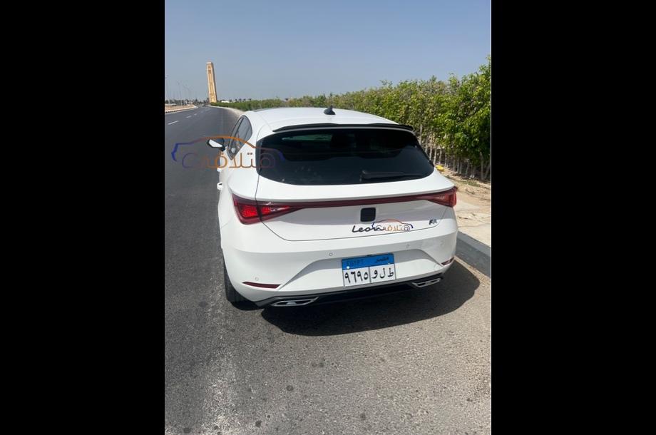 Leon Seat 2022 Ismailia White 5698468 - Car for sale : Hatla2ee