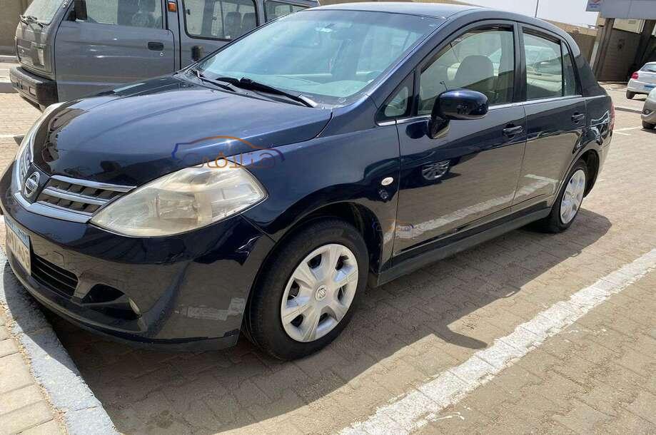  Tiida Nissan Giza Negro