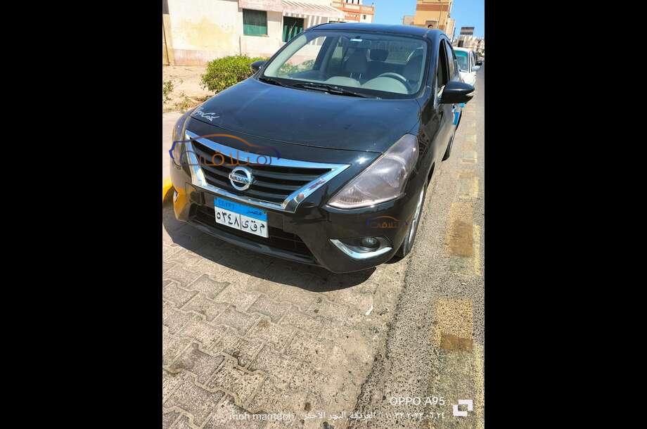  Sunny Nissan 2016 Hurghada Negro 5785345 - Auto en venta: Hatla2ee