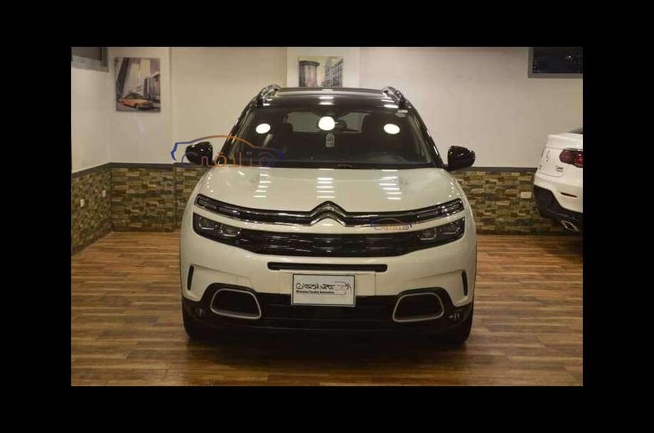 C5 Aircross Citroën 2021 Heliopolis White 5978643 - Car for sale : Hatla2ee