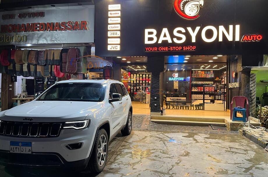 Grand Cherokee Jeep 2020 Sheikh Zayed City White 6023095 Car for sale
