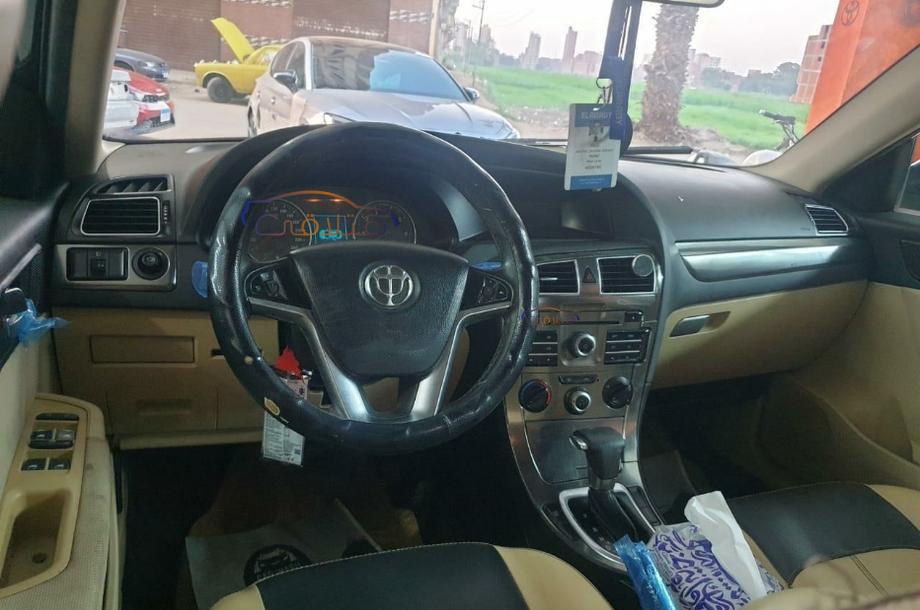 V5 Brilliance 2013 6 October Black 6087966 - Car for sale : Hatla2ee