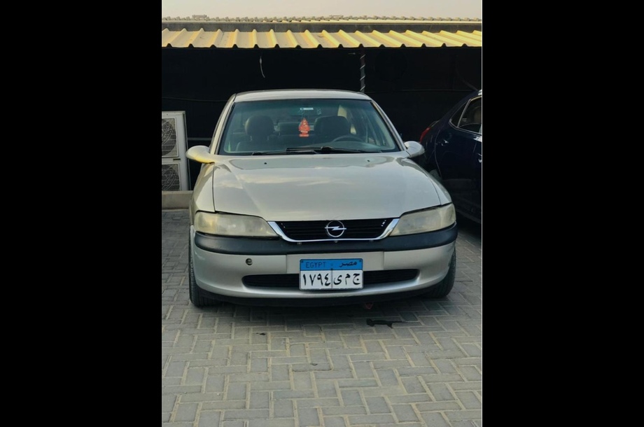 Vectra Opel 1998 Cairo Gold 6139286 - Car for sale : Hatla2ee