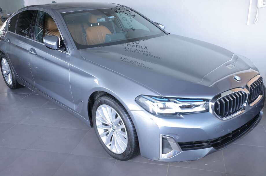 520 BMW 2021 Alexandria Silver 6154904 - Car for sale : Hatla2ee