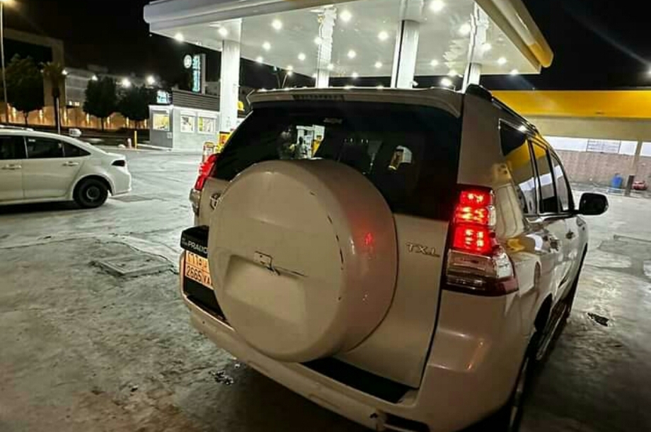 Prado Toyota 2016 Tabuk White 6171888 Car for sale Hatla2ee