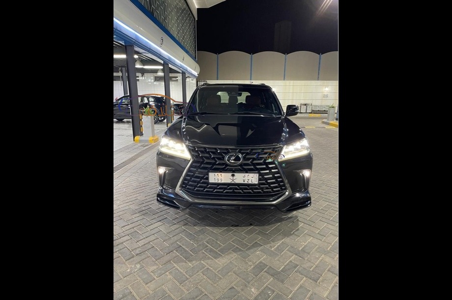 Lx Lexus 2016 Khamis Mushait Black 6227606 Car for sale Hatla2ee
