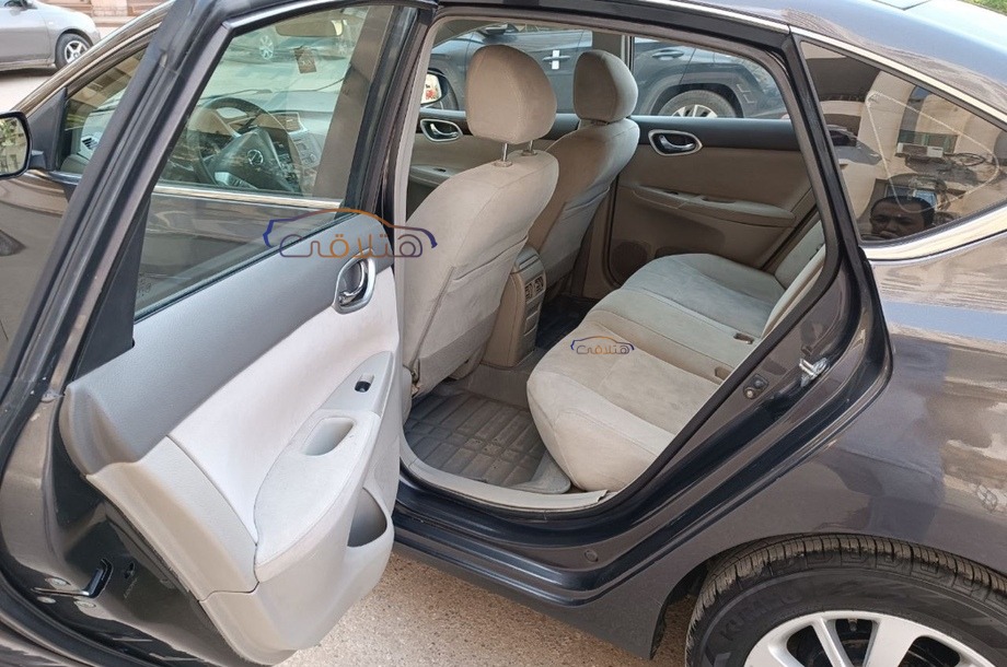 Sentra Nissan Nasr city Silver 6269675 - Car for sale : Hatla2ee