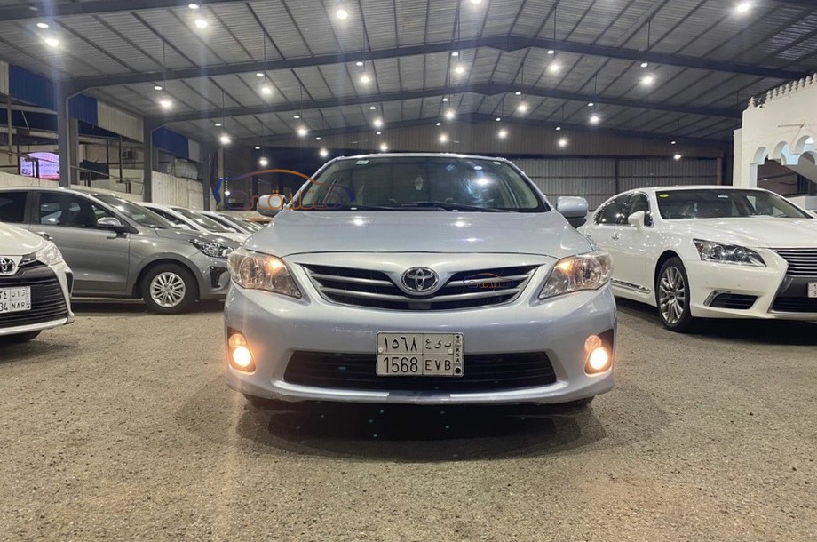 Corolla Toyota 2013 Khamis Mushait Silver 6310151 Car for sale Hatla2ee