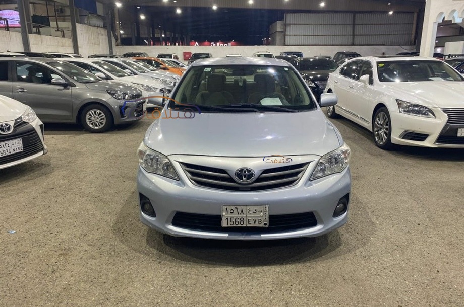 Corolla Toyota 2013 Khamis Mushait Silver 6310151 Car for sale Hatla2ee