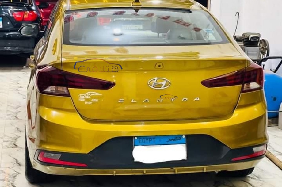 Elantra AD Hyundai 2019 Giza Gold 6323993 - Car for sale : Hatla2ee
