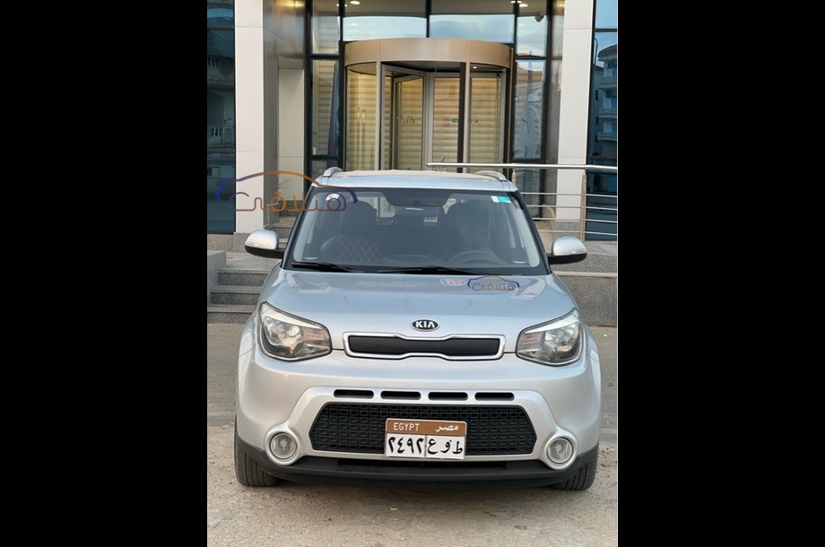 Soul Kia 2016 6 October Silver 6374899 - Car for sale : Hatla2ee