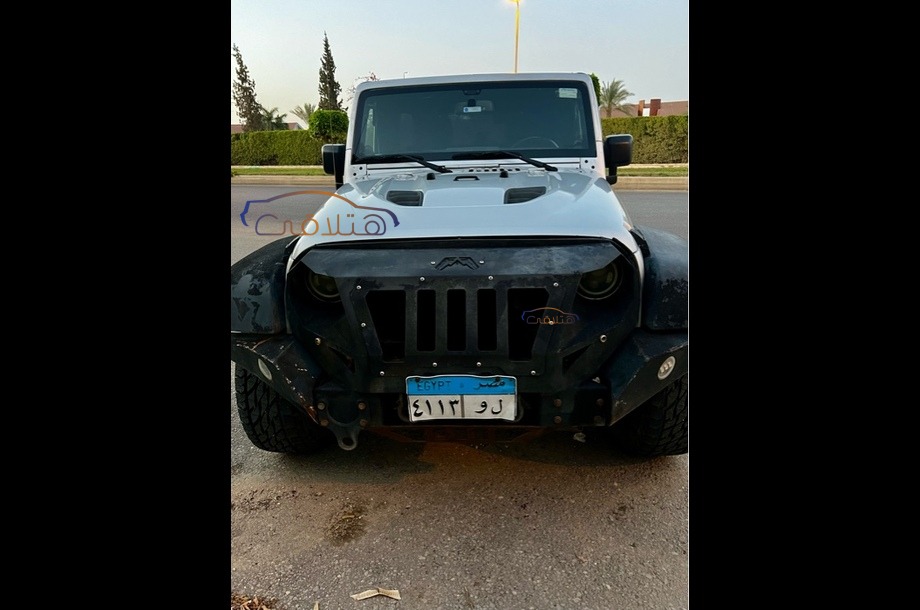 Wrangler Unlimited Jeep 2013 Sheikh Zayed City Silver 6383110 Car for