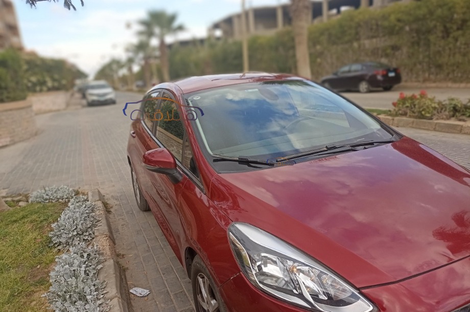 Fiesta Ford 2019 6 October Red 6416252 - Car for sale : Hatla2ee