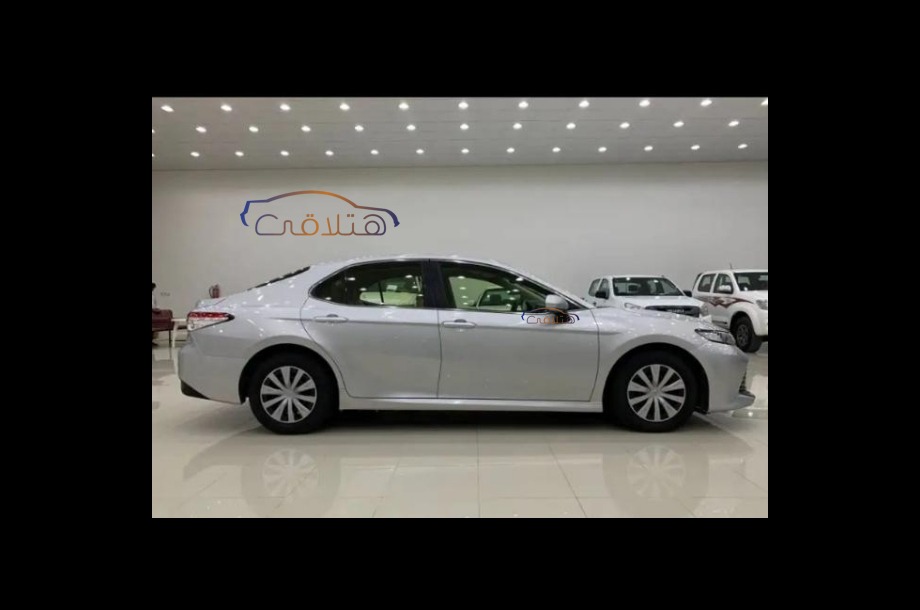 Camry Toyota 2019 Riyadh Silver 6418731 - Car for sale : Hatla2ee