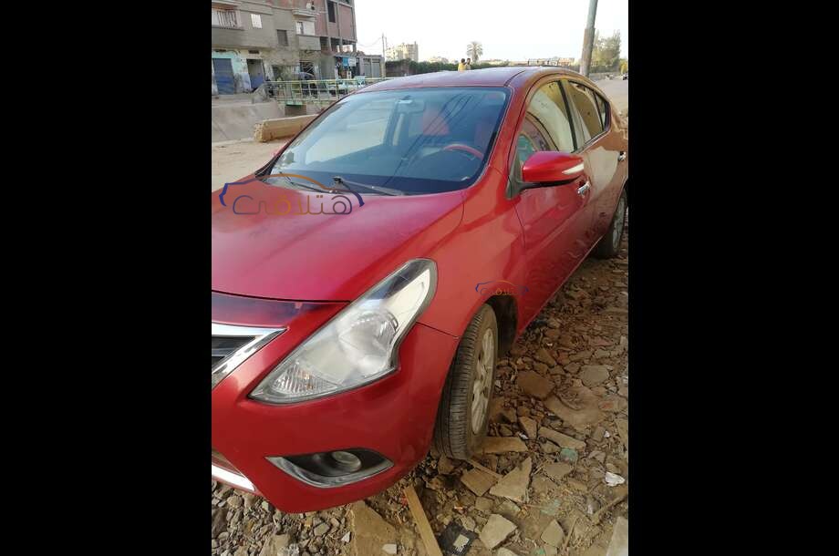 Sunny Nissan 2018 Mansoura Red 6421151 - Car for sale : Hatla2ee