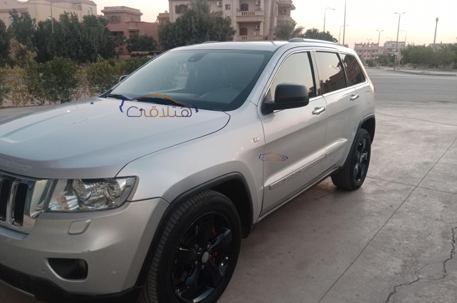 Grand Cherokee Jeep 2012 Cairo Silver 6465072 Car for sale Hatla2ee