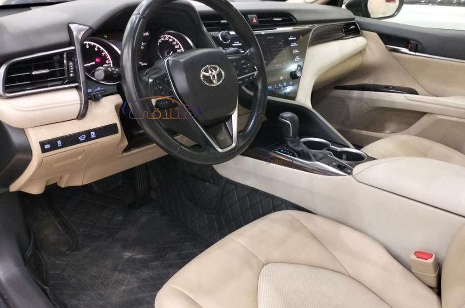 Camry Toyota 2019 Al Khobar Silver 6491125 Car for sale Hatla2ee