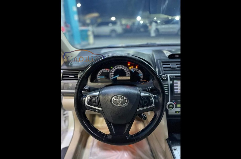 Camry Toyota 2012 Jubail White 6494496 Car for sale Hatla2ee