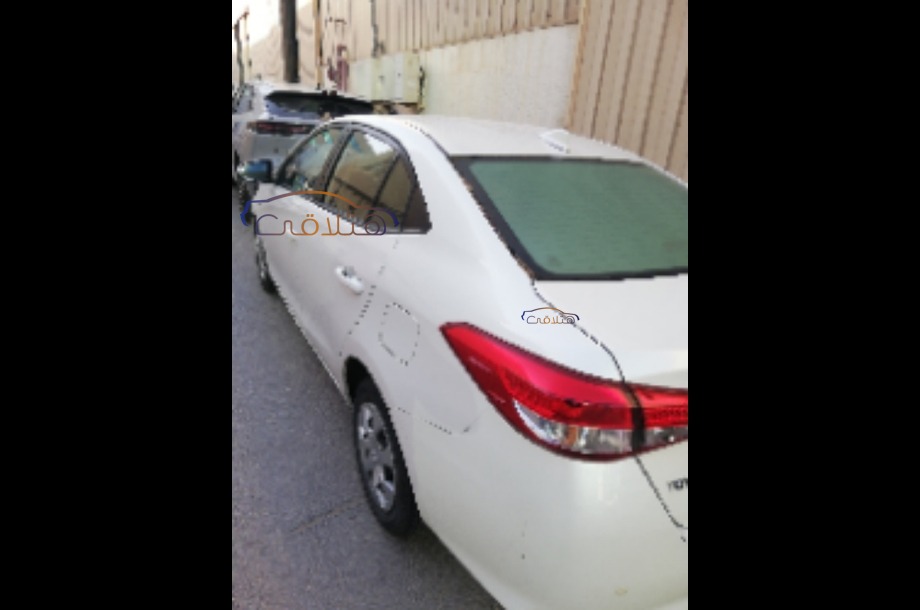 Yaris Toyota 2019 Al Khobar White 6496995 Car for sale Hatla2ee