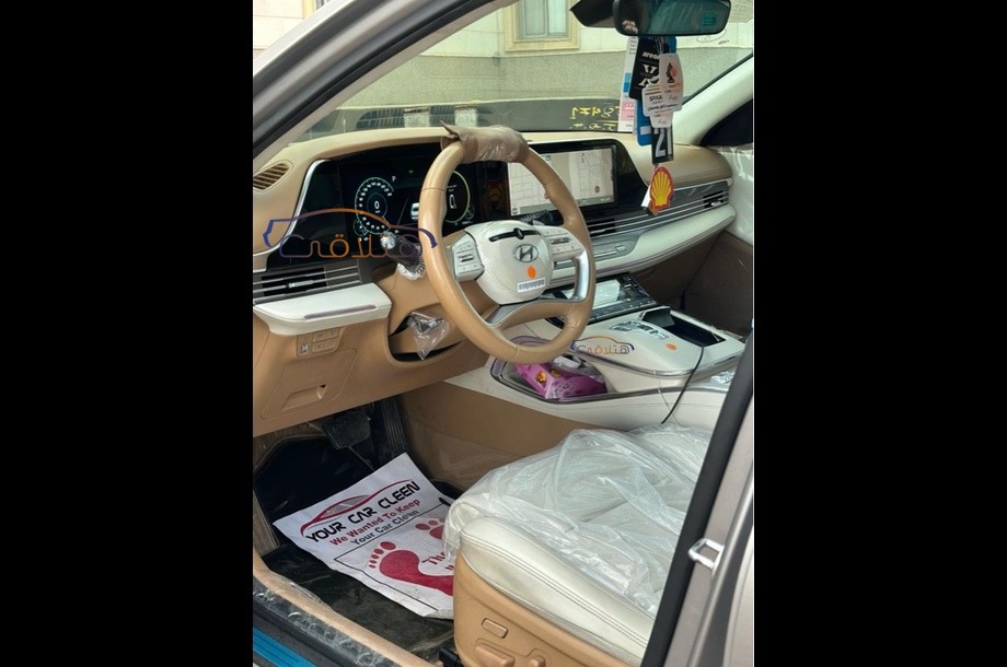 Azera Hyundai 2021 Jizan Silver 6520699 Car for sale Hatla2ee