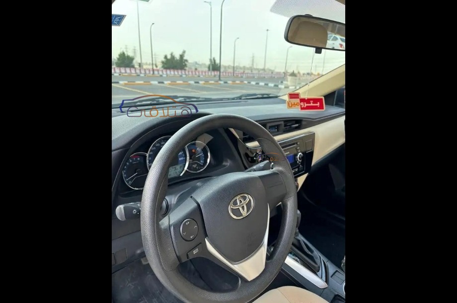 Corolla Toyota 2018 Al Khobar White 6542645 Car for sale Hatla2ee