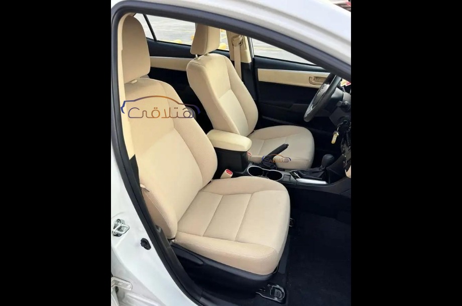 Corolla Toyota 2018 Al Khobar White 6542645 Car for sale Hatla2ee