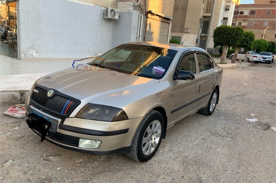 Octavia A5 Skoda 2005 Alexandria Gold 6547658 - Car for sale : Hatla2ee