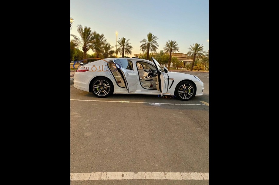 Panamera S Porsche 2012 Riyadh White 6560544 Car for sale Hatla2ee
