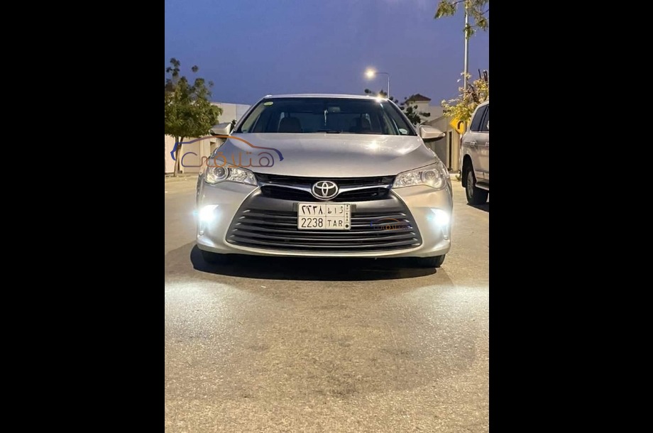Camry Toyota 2016 Riyadh Silver 6632612 - Car for sale : Hatla2ee