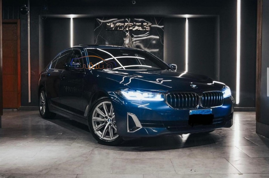 530 BMW 2023 Heliopolis Dark blue 6636056 - Car for sale : Hatla2ee