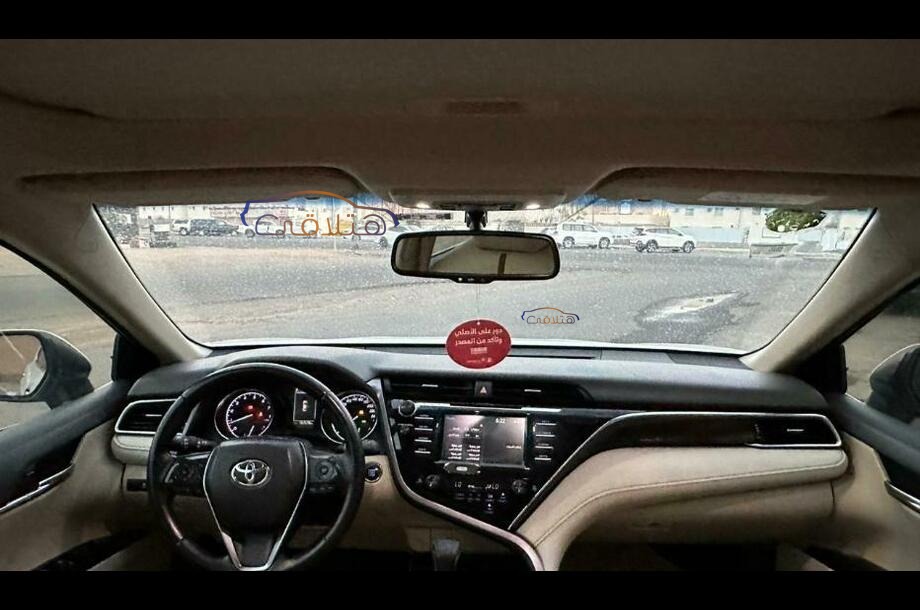Camry Toyota 2018 Al Khobar White 6644272 Car for sale Hatla2ee
