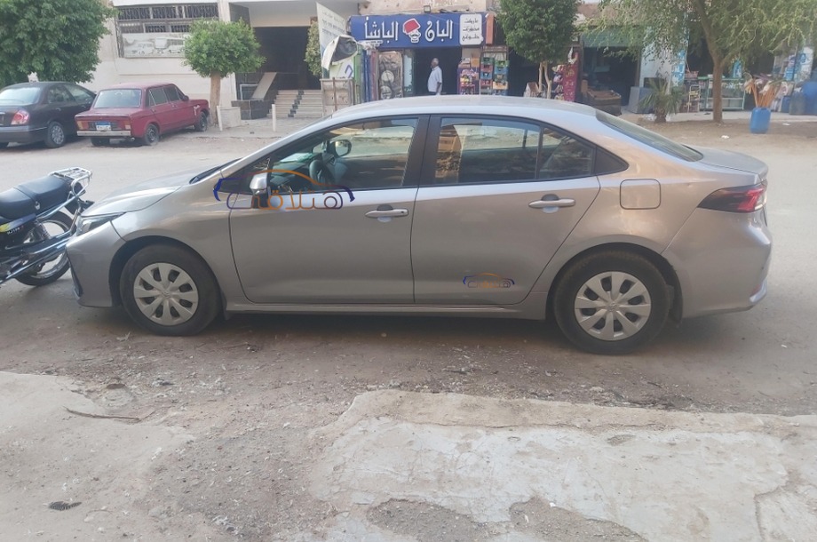 Corolla Toyota 2021 6 October Silver 6701767 Car for sale Hatla2ee