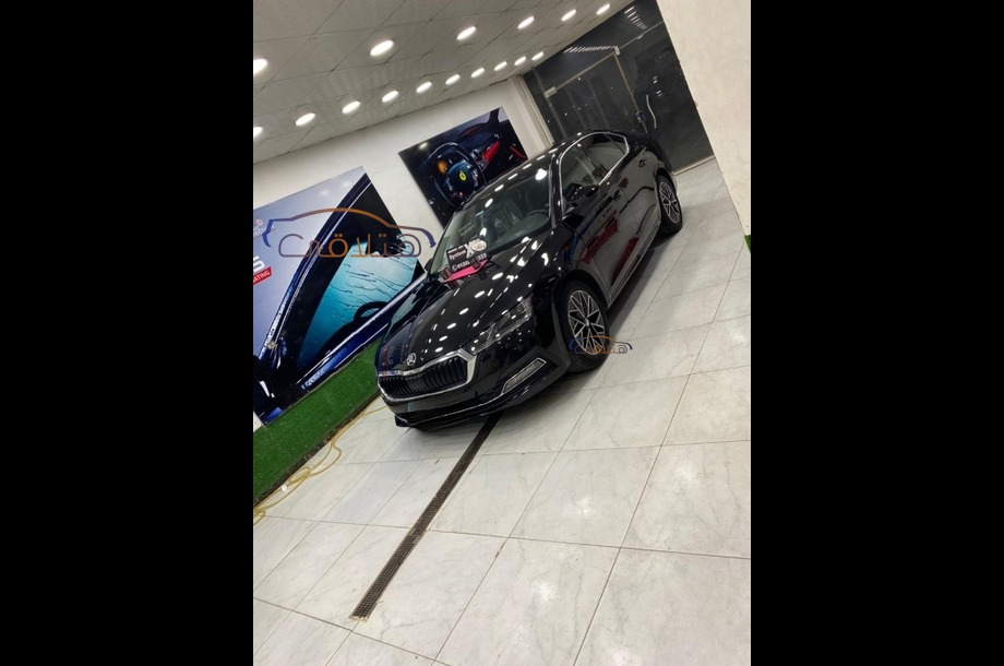 Octavia A8 Skoda 2021 Mokattam Black 6718070 Car for sale Hatla2ee