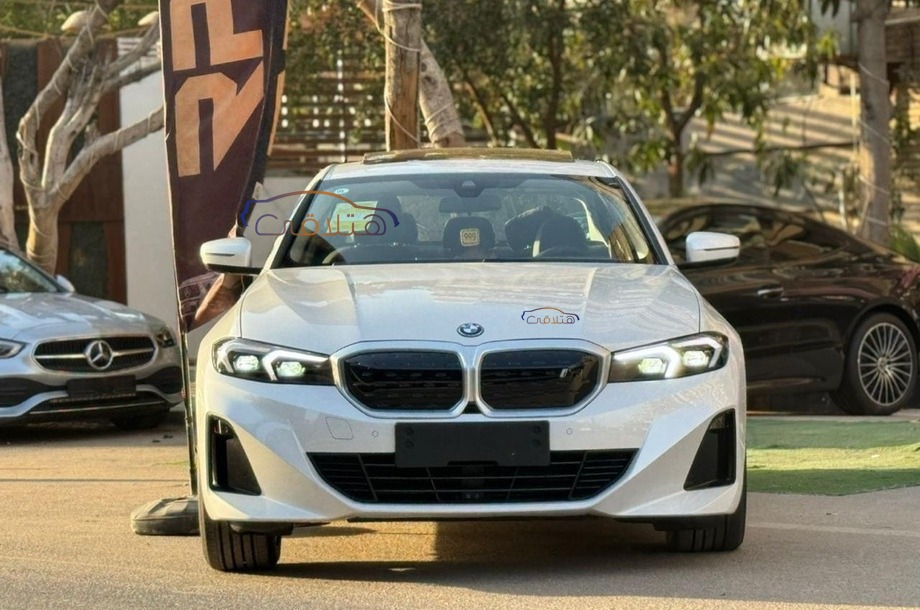 3 Series BMW 2024 6 October White 6736822 Car for sale Hatla2ee