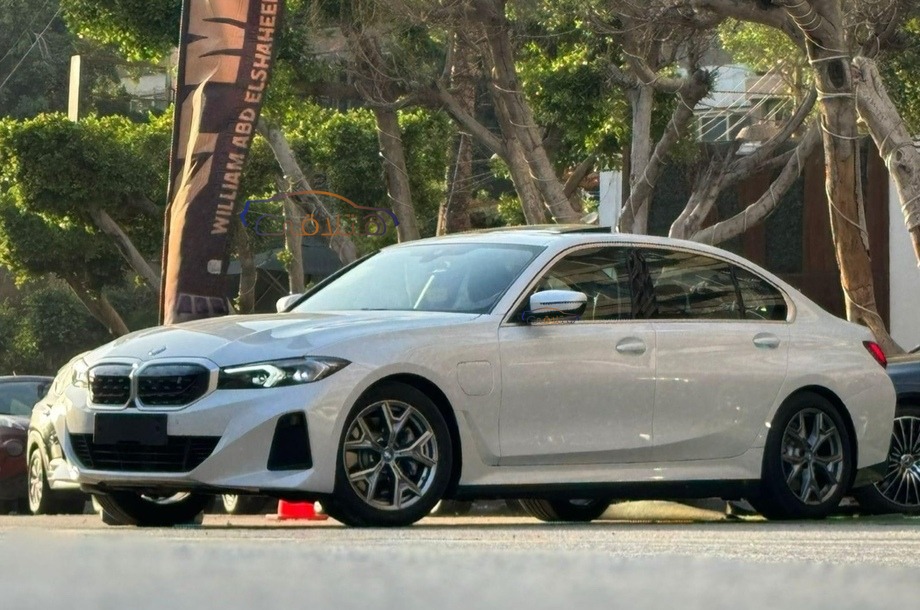 3 Series BMW 2024 6 October White 6736822 Car for sale Hatla2ee
