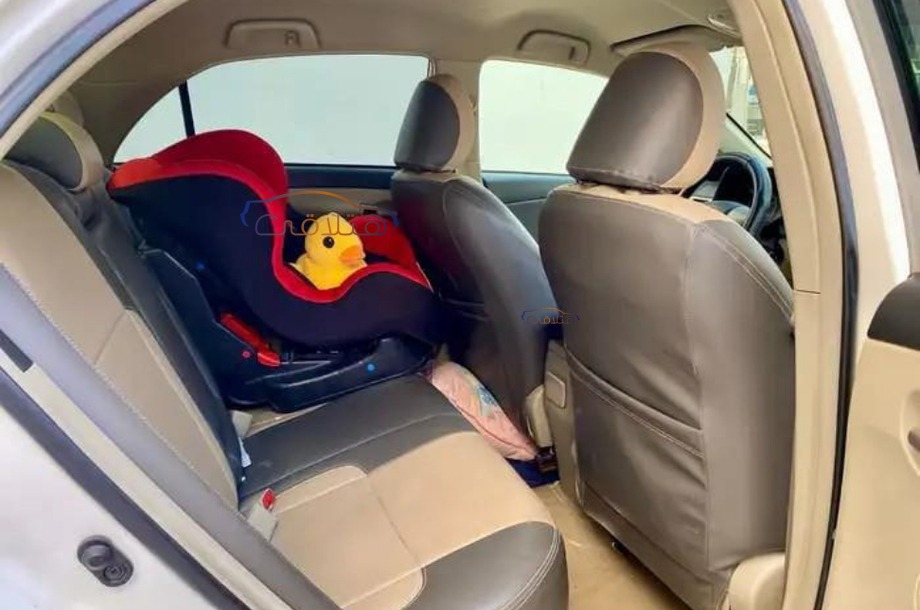 Corolla Toyota 2013 Eastern Province White 6744220 Car for sale