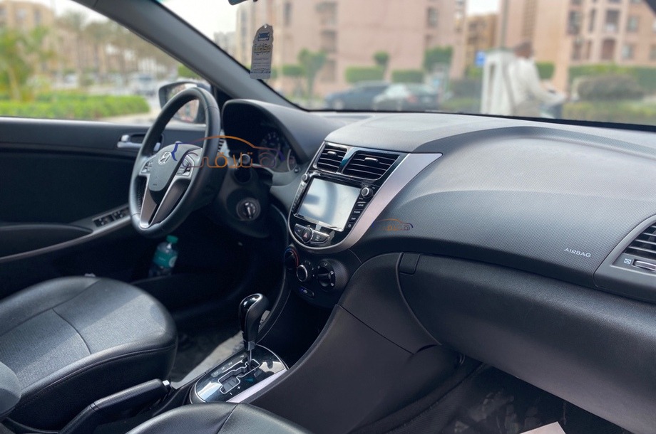 Accent Hyundai 2024 Nasr city Silver 6754237 Car for sale Hatla2ee