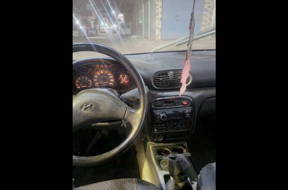 Accent Hyundai 2001 El Salam City Silver 6754475 - Car for sale : Hatla2ee