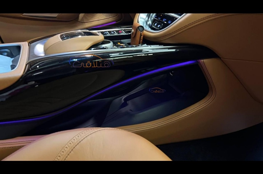 DBX Aston Martin 2021 Cairo Dark grey 6756442 Car for sale Hatla2ee