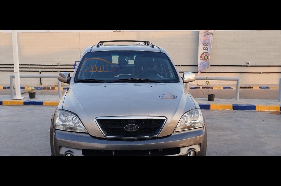 Sorento Kia 2004 Cairo Gold 6757168 Car for sale Hatla2ee
