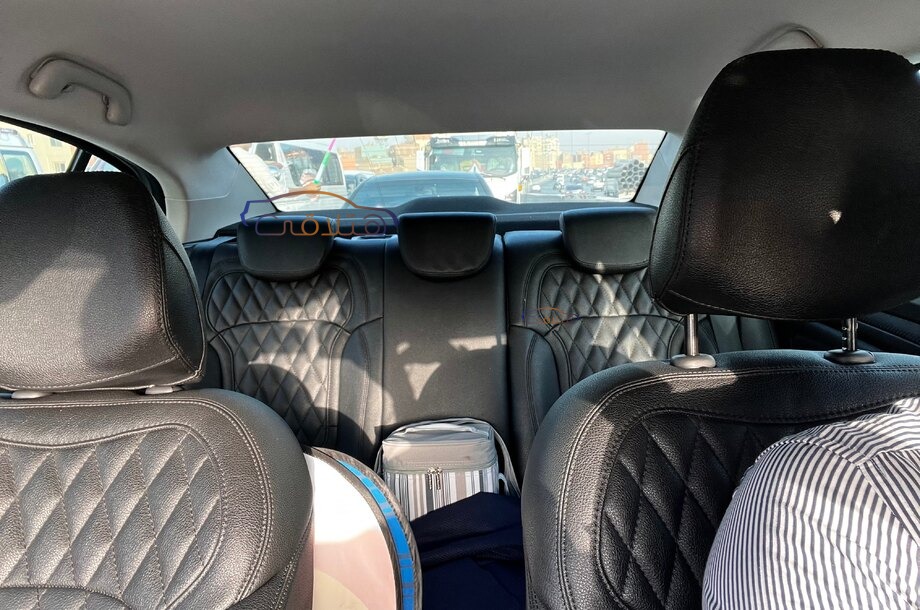 Megane Renault 2020 6 October Silver 6757259 Car for sale Hatla2ee