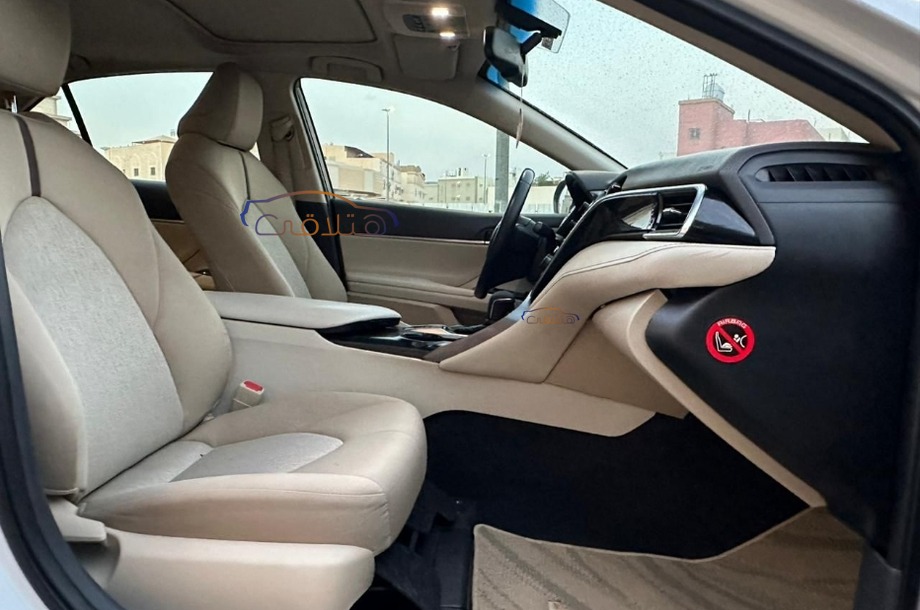 Camry Toyota 2018 Al Baha White 6757427 Car for sale Hatla2ee